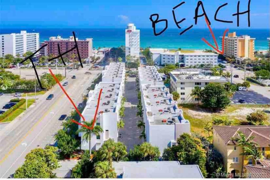 Across The Ocean Few Steps To Beach Contemporary Three Bedroom Townhouse Pompano Beach Exteriér fotografie
